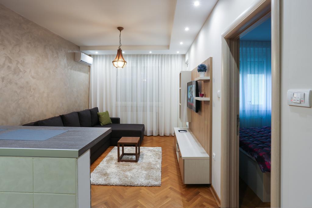 נובי סאד Apartment Promenada מראה חיצוני תמונה