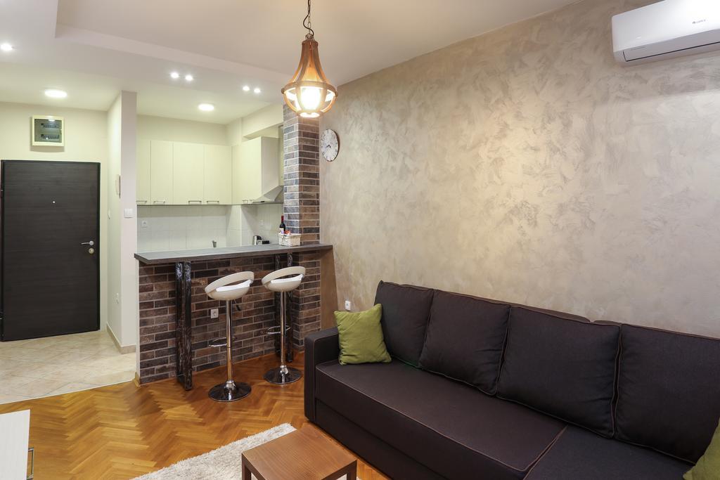 נובי סאד Apartment Promenada מראה חיצוני תמונה